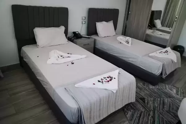 Double Room with Pyramids View