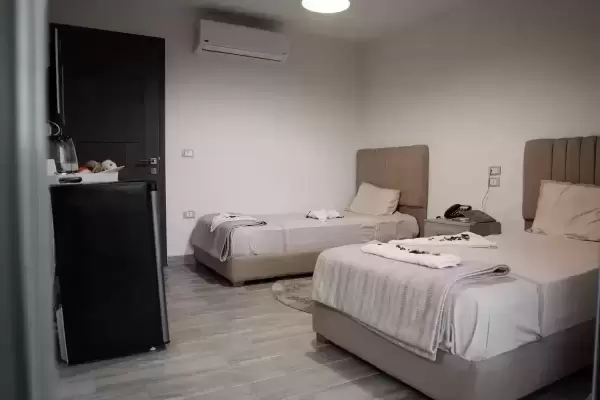 Double Room with Pyramids View